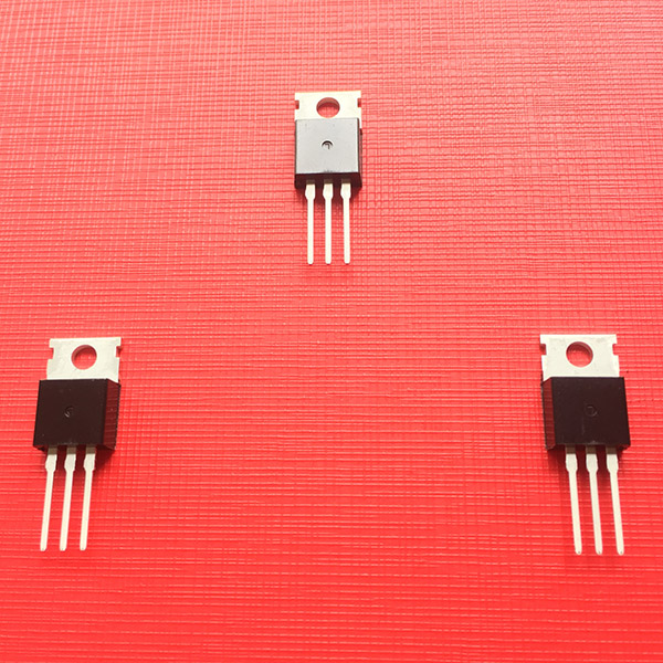 拉桿音響采用劣質(zhì)的MOS管導(dǎo)致可靠性低，影響音響的性能